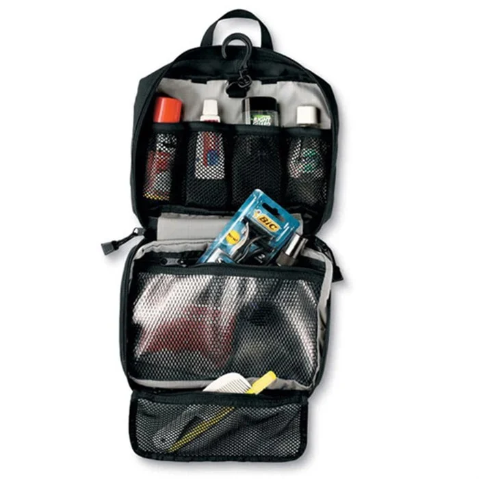 Dakine travel kit